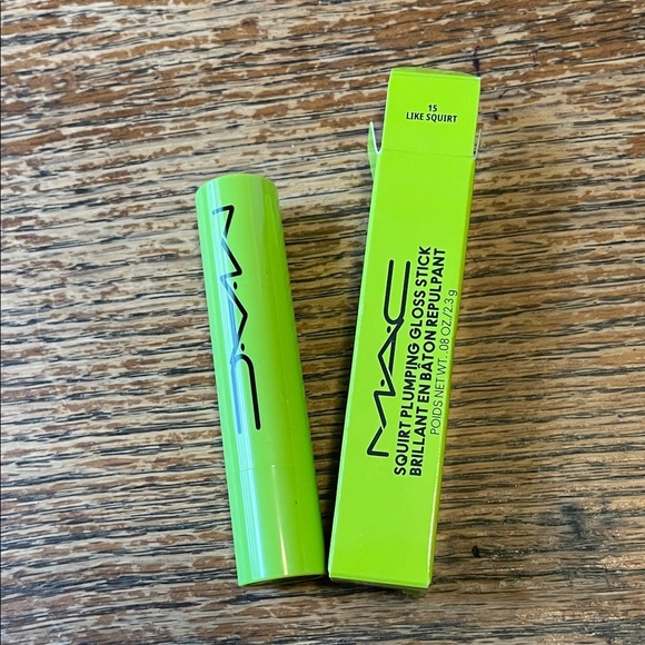 MAC Lime Green Lip Gloss - Picture 1 of 6